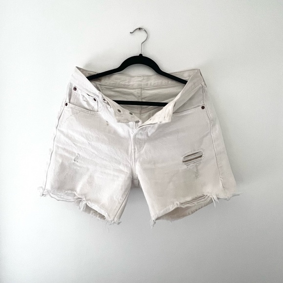 Levi’s 501 Denim Shorts - Mid Length - Picture 4 of 7